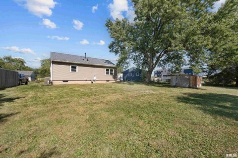 Tiny photo for 1729 WELSHIRE Drive, Davenport, IA 52806 (MLS # QC4263334)