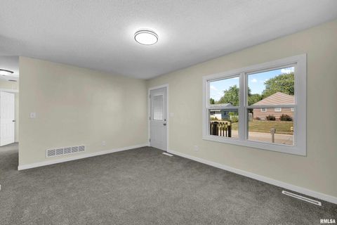 Tiny photo for 1729 WELSHIRE Drive, Davenport, IA 52806 (MLS # QC4263334)