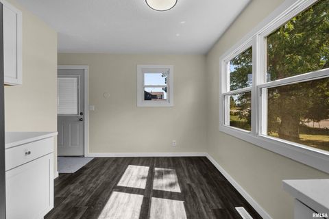 Tiny photo for 1729 WELSHIRE Drive, Davenport, IA 52806 (MLS # QC4263334)