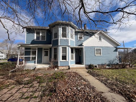 Photo of 100 N Jackson Street, Flanagan, IL 61740 (MLS # 12603079)