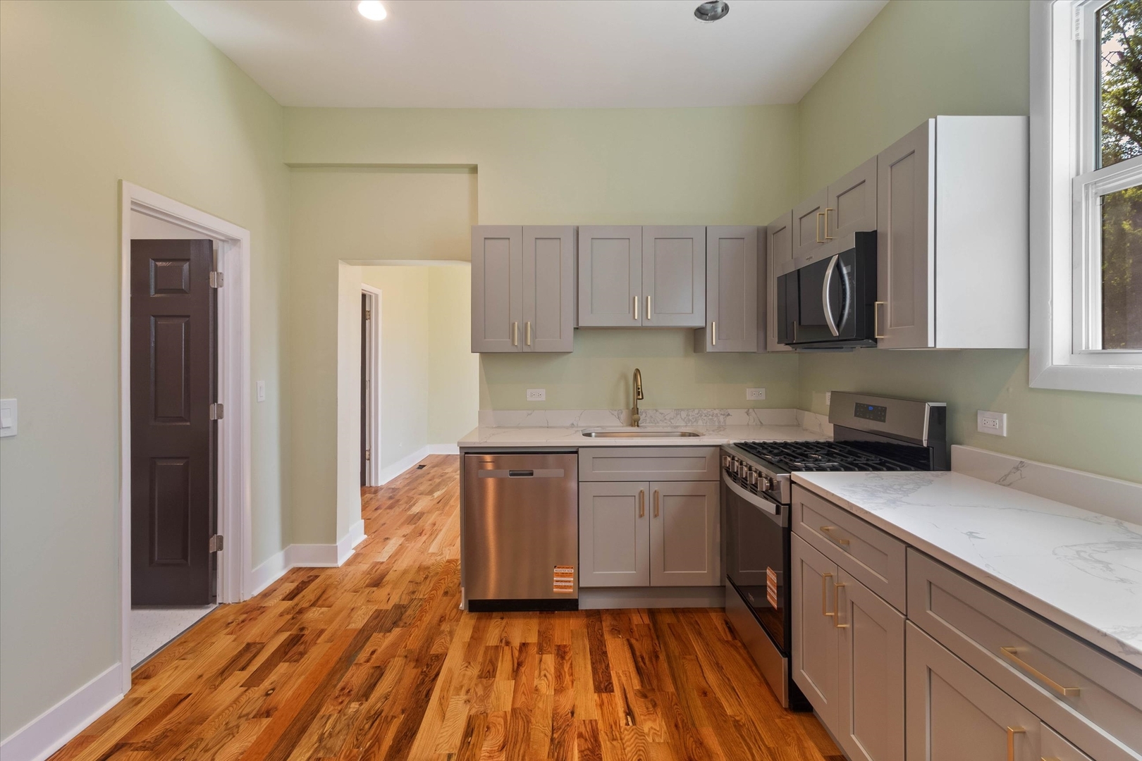 5032 S Princeton Avenue