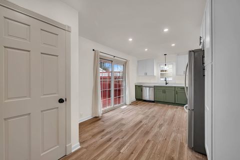 Tiny photo for 917 Parks Lane, Ottawa, IL 61350 (MLS # 12618644)