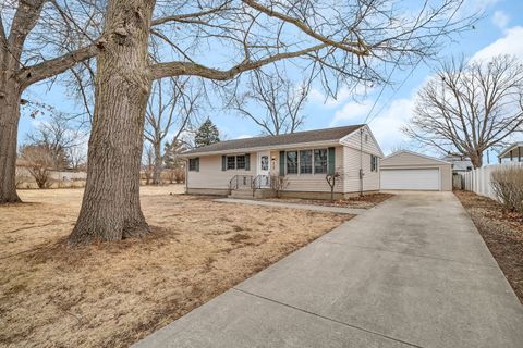 Tiny photo for 917 Parks Lane, Ottawa, IL 61350 (MLS # 12618644)