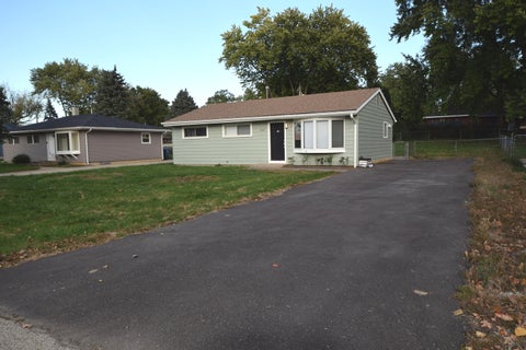 Tiny photo for 2408 Driftwood Drive, Holiday Hills, IL 60051 (MLS # 12784257)