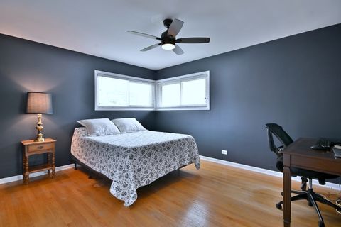 Tiny photo for 143 E Jackson Street, Elmhurst, IL 60126 (MLS # 12440814)