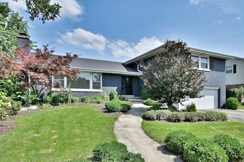 Tiny photo for 143 E Jackson Street, Elmhurst, IL 60126 (MLS # 12440814)