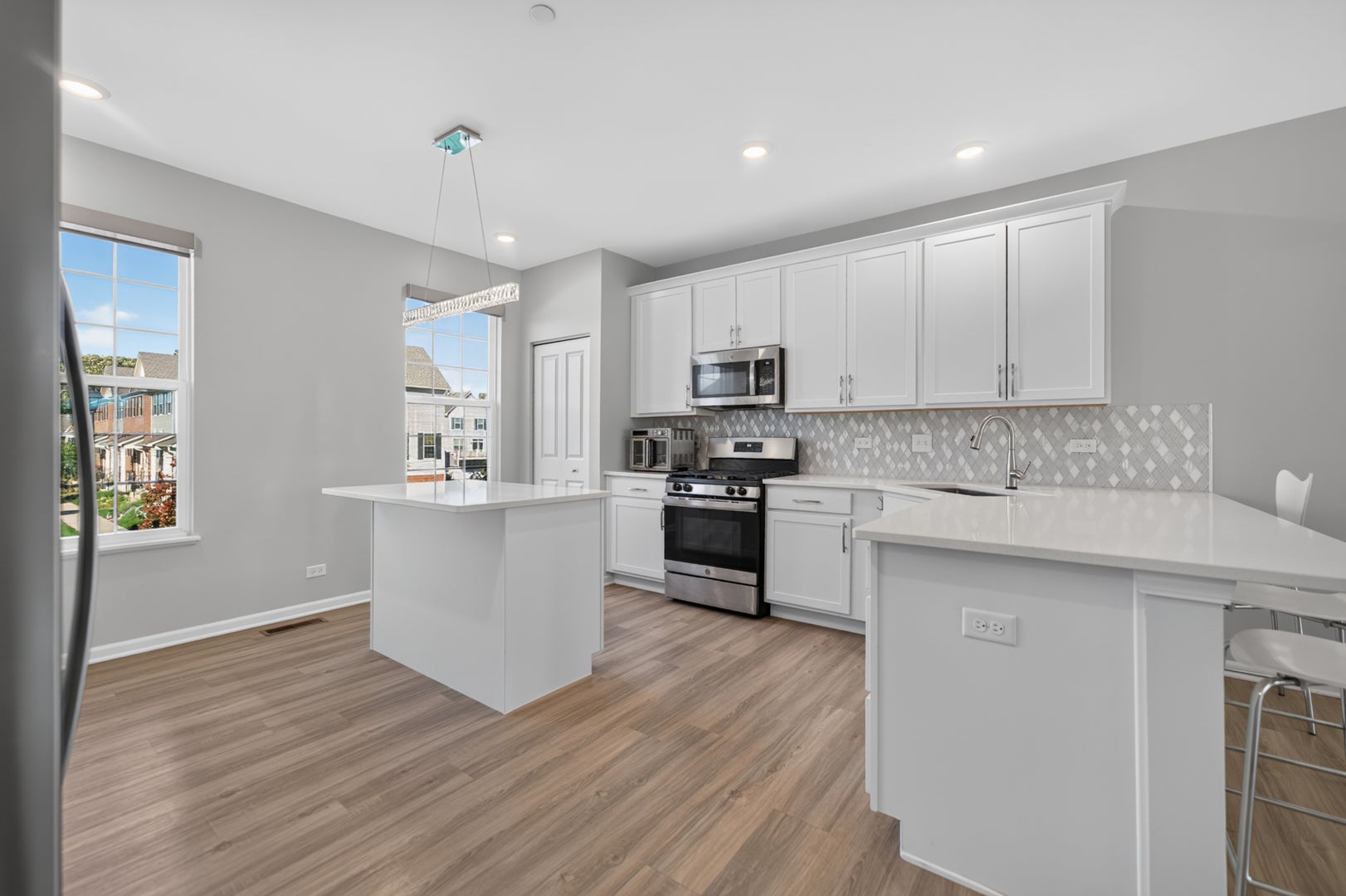 1627 Sager Way