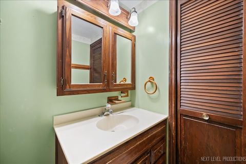 Tiny photo for 524 Walnut Street, Batavia, IL 60510 (MLS # 12474278)