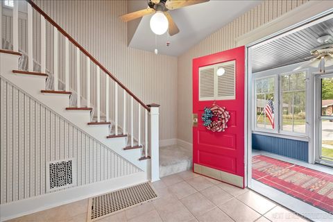 Tiny photo for 524 Walnut Street, Batavia, IL 60510 (MLS # 12474278)