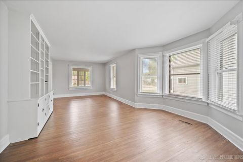 Tiny photo for 524 Walnut Street, Batavia, IL 60510 (MLS # 12474278)