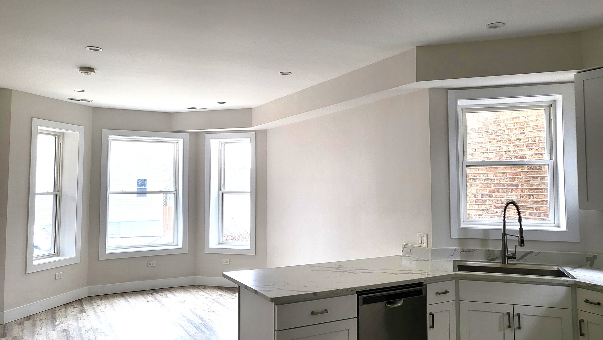 2904 W Nelson Street 2