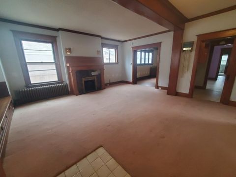 Tiny photo for 616 Argyle Court, Clinton, IA 52732 (MLS # 12555230)