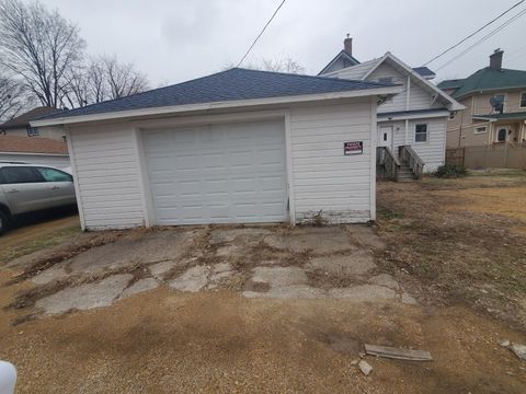 Tiny photo for 616 Argyle Court, Clinton, IA 52732 (MLS # 12555230)