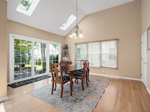 Tiny photo for 537 N Sycamore Lane, North Aurora, IL 60542 (MLS # 12716995)