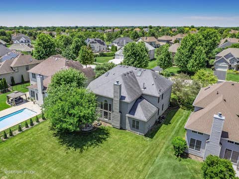 Tiny photo for 537 N Sycamore Lane, North Aurora, IL 60542 (MLS # 12716995)