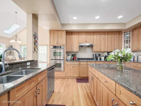 Tiny photo for 537 N Sycamore Lane, North Aurora, IL 60542 (MLS # 12716995)