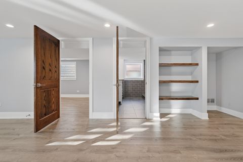 Tiny photo for 5321 S Nordica Avenue, Chicago, IL 60638 (MLS # 12559736)