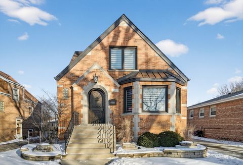 5321 S Nordica Avenue Chicago IL 60638