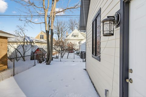 Tiny photo for 5321 S Nordica Avenue, Chicago, IL 60638 (MLS # 12559736)