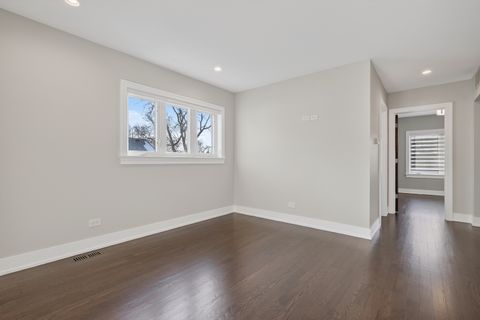 Tiny photo for 5321 S Nordica Avenue, Chicago, IL 60638 (MLS # 12559736)