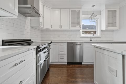 Tiny photo for 5321 S Nordica Avenue, Chicago, IL 60638 (MLS # 12559736)