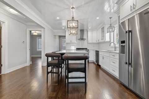 Tiny photo for 5321 S Nordica Avenue, Chicago, IL 60638 (MLS # 12559736)