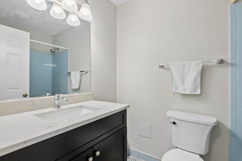 Tiny photo for 240 Southwick Court #240, Vernon Hills, IL 60061 (MLS # 12649209)