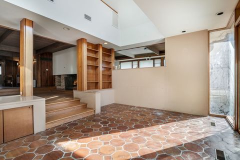 Tiny photo for 385 Greenwood Avenue, Lake Forest, IL 60045 (MLS # 12573634)