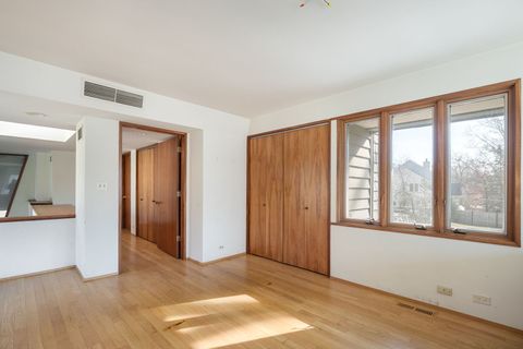 Tiny photo for 385 Greenwood Avenue, Lake Forest, IL 60045 (MLS # 12573634)