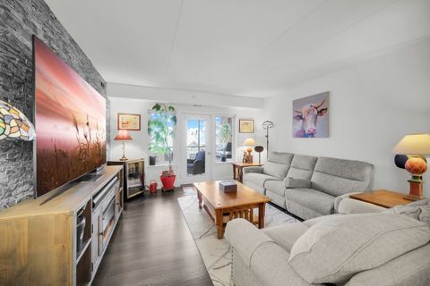 Tiny photo for 16001 S 88th Avenue #204, Orland Park, IL 60462 (MLS # 12543935)