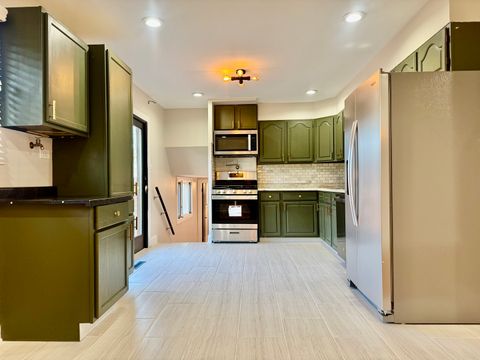 Tiny photo for 5700 La Palm Drive, Oak Forest, IL 60452 (MLS # 12532439)