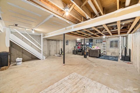 Tiny photo for 469 S Jefferson Street #469, Batavia, IL 60510 (MLS # 12593106)