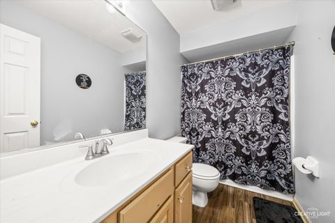 Tiny photo for 469 S Jefferson Street #469, Batavia, IL 60510 (MLS # 12593106)