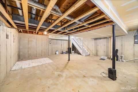 Tiny photo for 469 S Jefferson Street #469, Batavia, IL 60510 (MLS # 12593106)