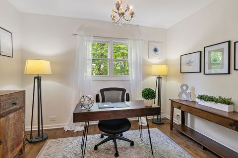 Tiny photo for 1221 Lincoln Avenue, Fox River Grove, IL 60021 (MLS # 12485176)