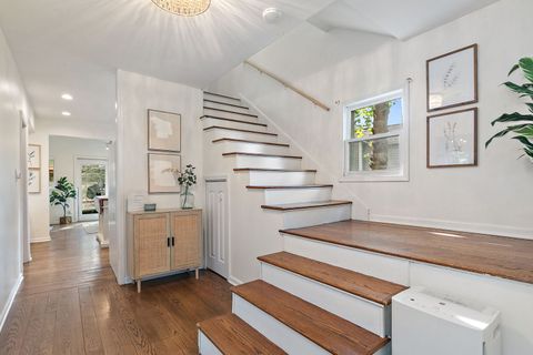 Tiny photo for 1221 Lincoln Avenue, Fox River Grove, IL 60021 (MLS # 12485176)