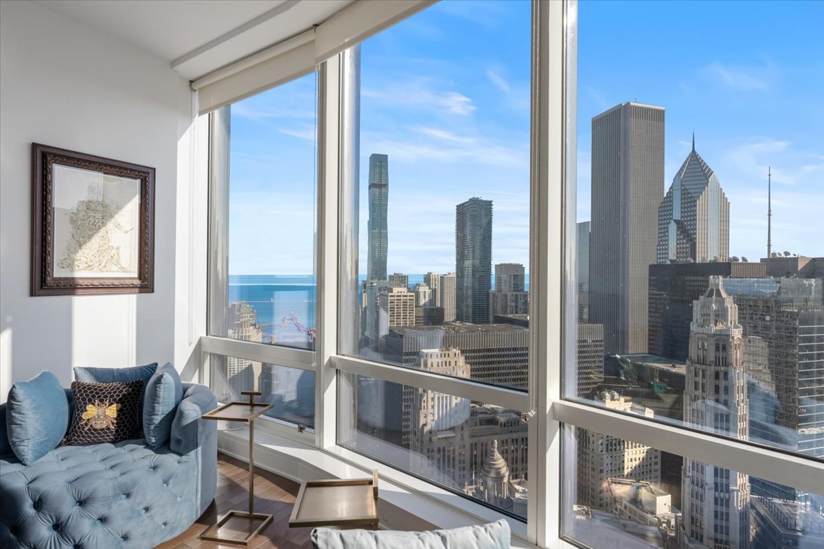 401 N Wabash Avenue 39H