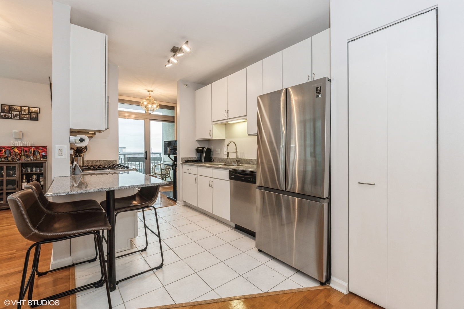 125 S Jefferson Street 2107