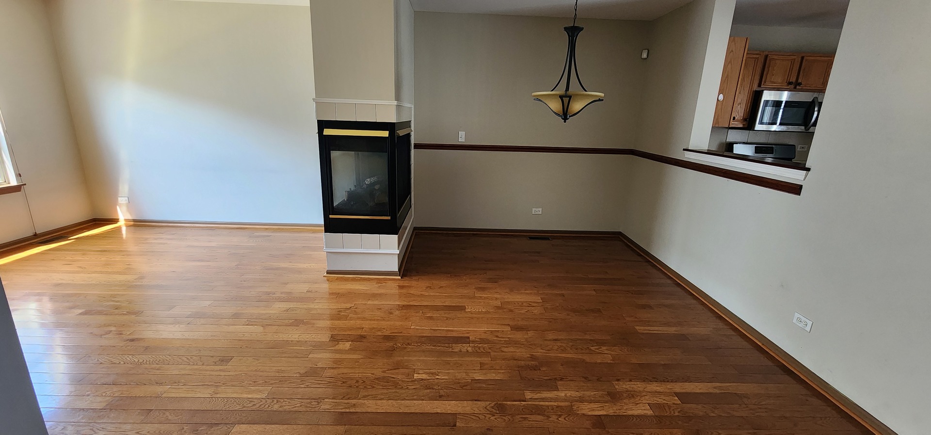 254 HOLIDAY Lane 254