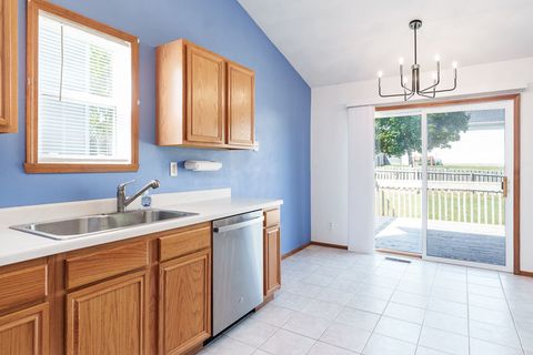 Tiny photo for 3056 HAMLIN Drive, Machesney Park, IL 61115 (MLS # 12473041)