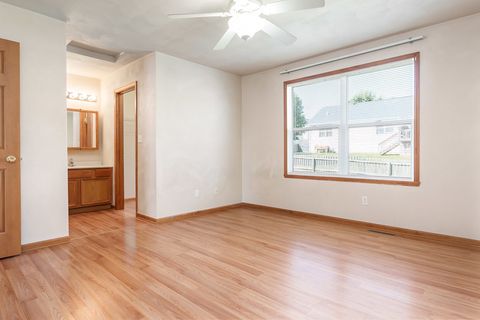 Tiny photo for 3056 HAMLIN Drive, Machesney Park, IL 61115 (MLS # 12473041)