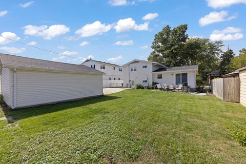 Tiny photo for 639 N Indiana Street, Elmhurst, IL 60126 (MLS # 12788950)