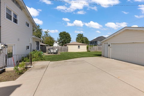 Tiny photo for 639 N Indiana Street, Elmhurst, IL 60126 (MLS # 12788950)