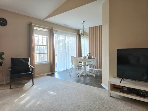 Tiny photo for 1914 Quaker Hollow Lane, Streamwood, IL 60107 (MLS # 12626399)