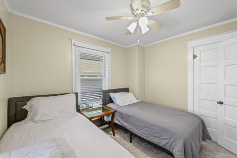 Tiny photo for 414 W Ells Avenue, Champaign, IL 61820 (MLS # 12545505)