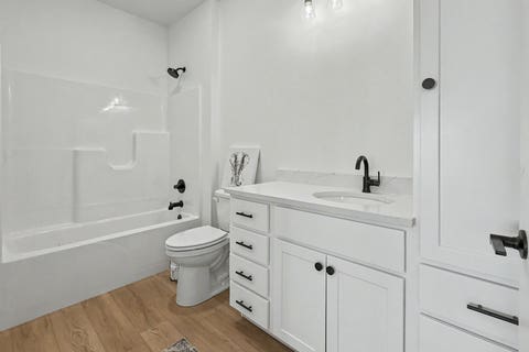 Tiny photo for 1310 Heights Court, Bettendorf, IA 52722 (MLS # 12683509)