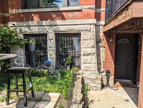 Photo of 724 S Oakley Boulevard #1, Chicago, IL 60612 (MLS # 12488519)