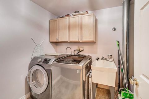Tiny photo for 2032 Avalon Court, Northbrook, IL 60062 (MLS # 12426367)