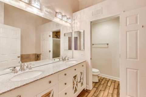 Tiny photo for 2032 Avalon Court, Northbrook, IL 60062 (MLS # 12426367)