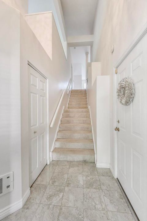 Tiny photo for 2032 Avalon Court, Northbrook, IL 60062 (MLS # 12426367)